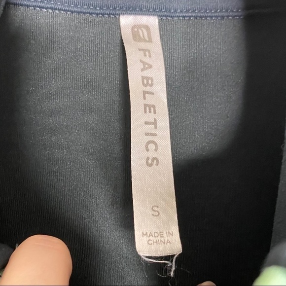 Fabletics Cleo perforated performance jacket - Picture 7 of 9
